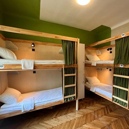 בלגרד Cabbage Hostel מראה חיצוני תמונה