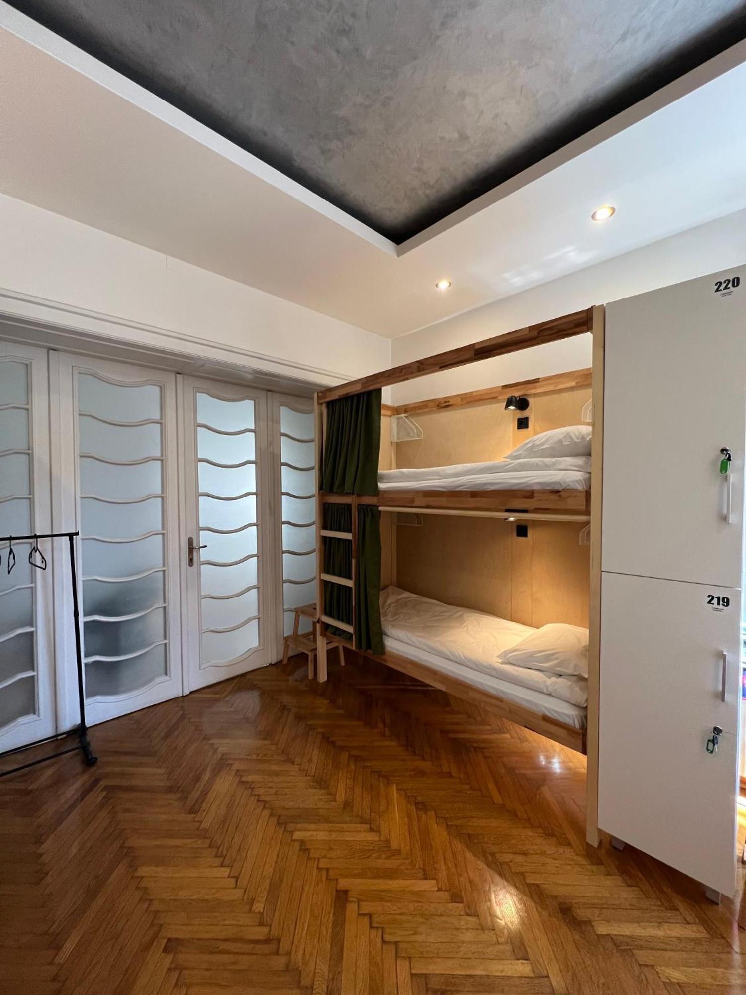 בלגרד Cabbage Hostel מראה חיצוני תמונה