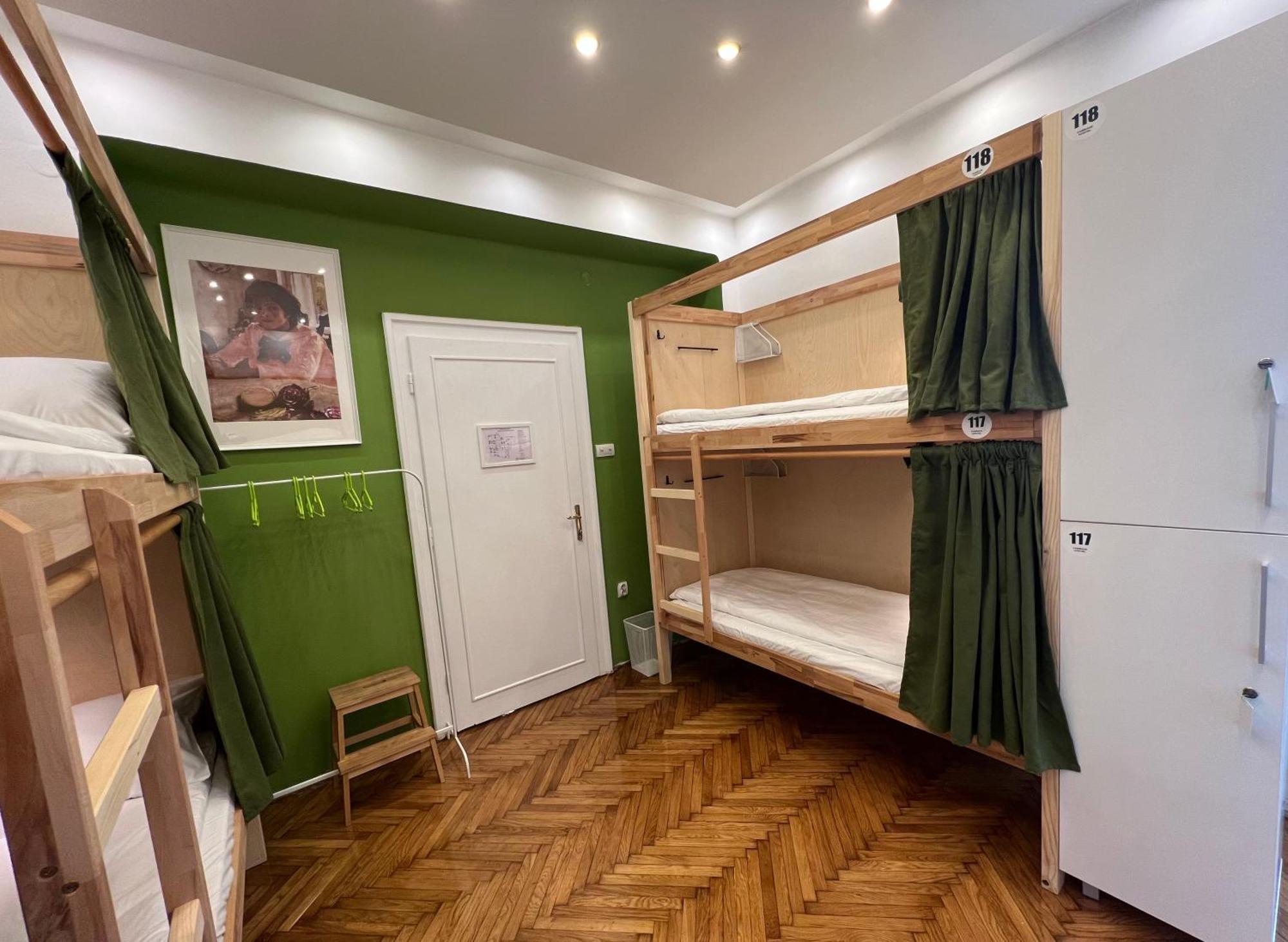 בלגרד Cabbage Hostel מראה חיצוני תמונה