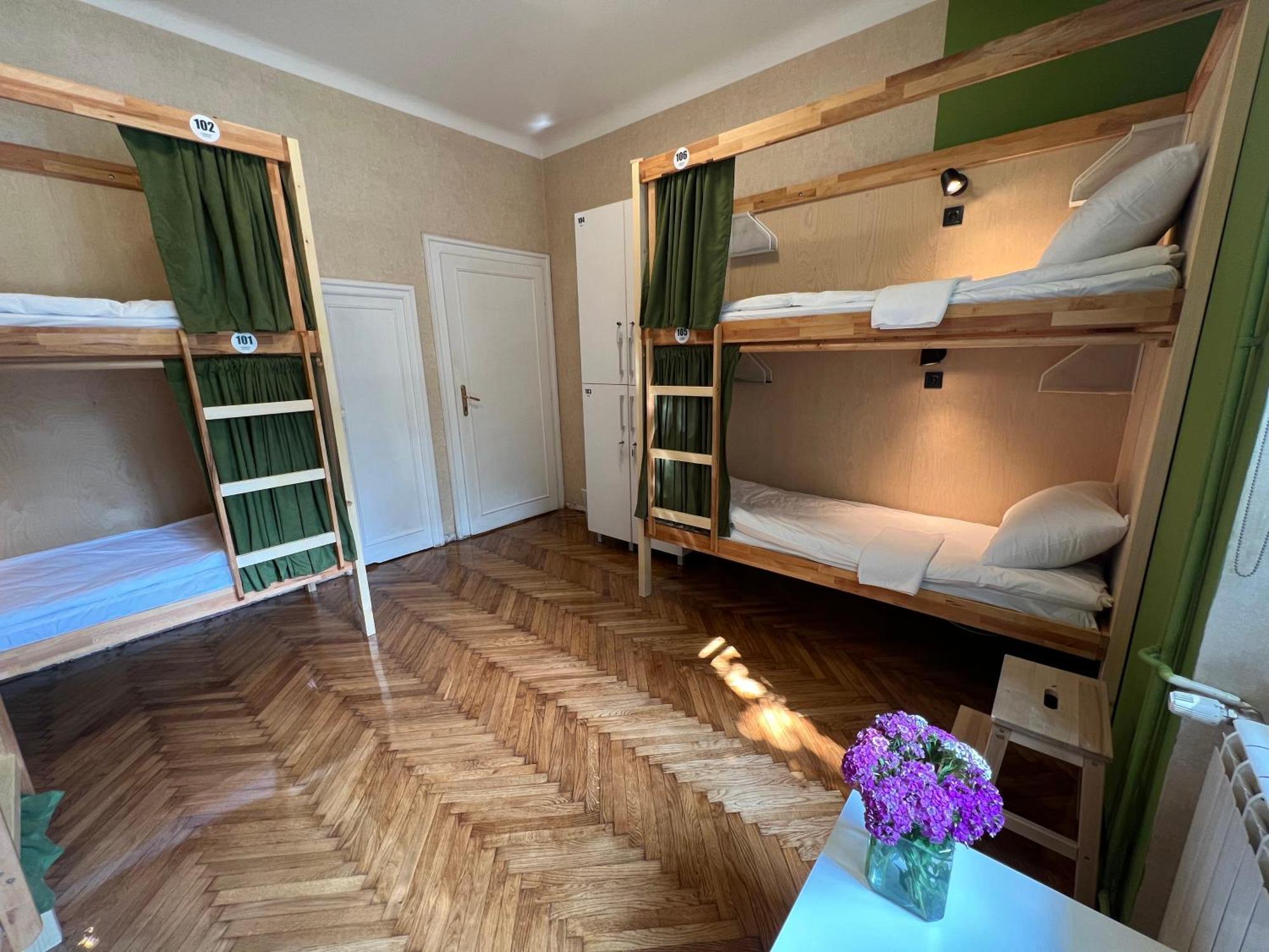 בלגרד Cabbage Hostel מראה חיצוני תמונה