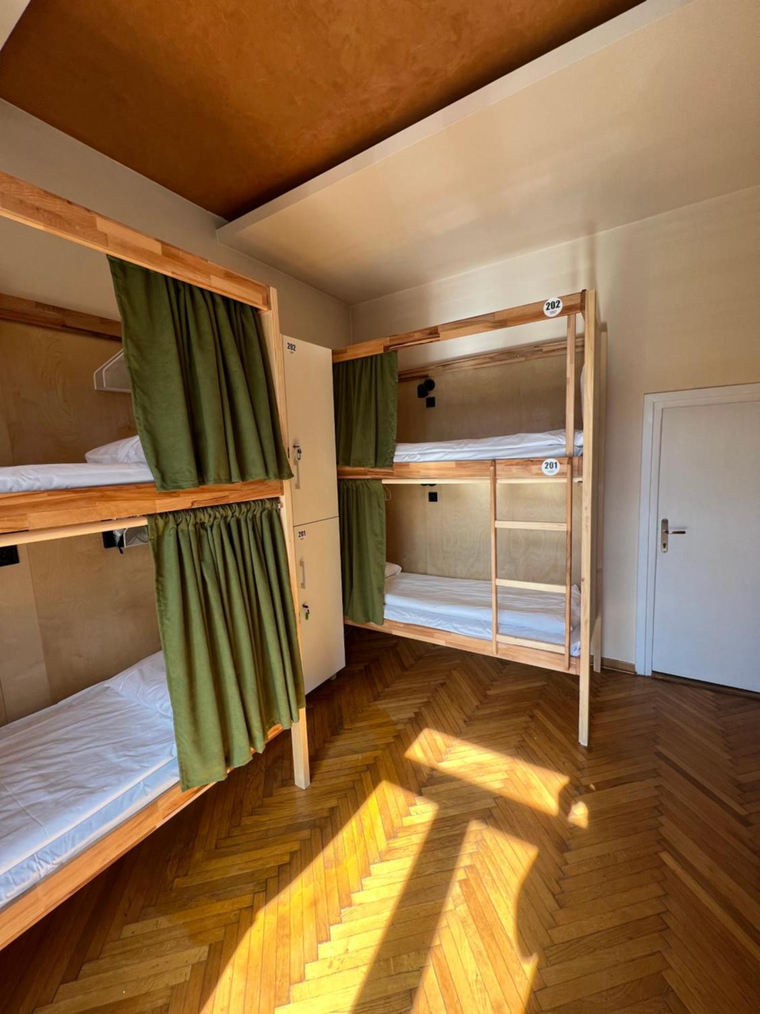בלגרד Cabbage Hostel מראה חיצוני תמונה